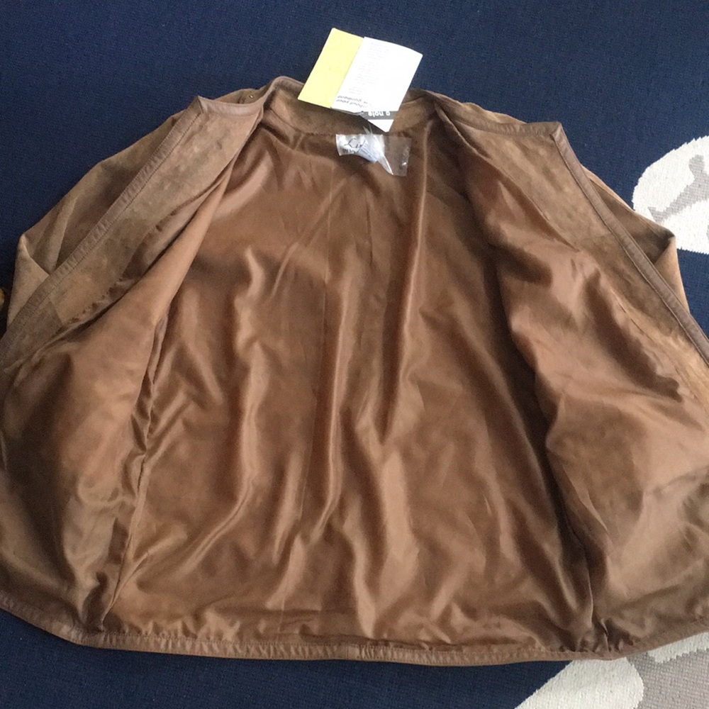 NWT suede MEDIUM ladies jacket lined two pockets Bren studs - Picture 2 of 7